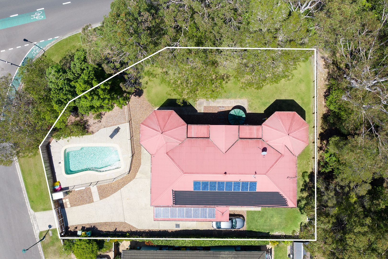 1 Burgess Drive, Tewantin QLD 4565, Image 2