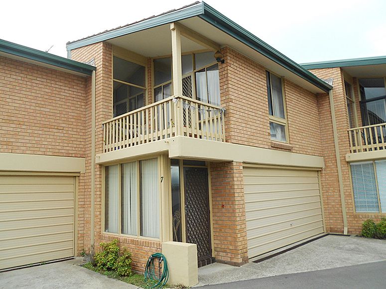 7/15A Wrightson Avenue, BAR BEACH NSW 2300, Image 0