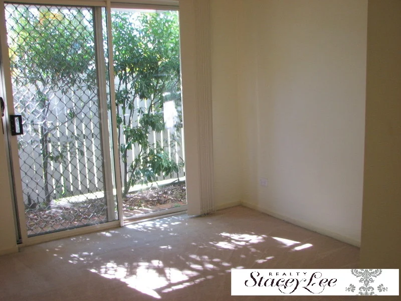 Additional image 9 of 8/77 Riding Road, Hawthorne QLD 4171