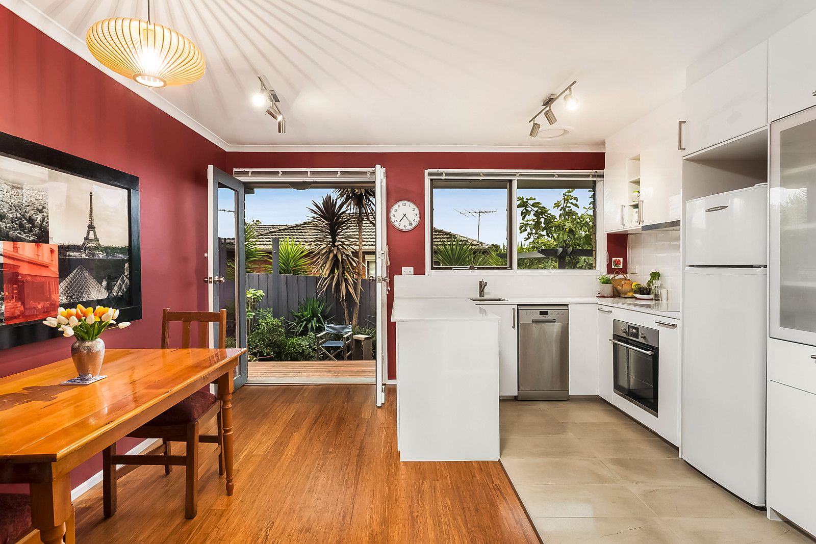 2/156 Hawdon Street, Heidelberg VIC 3084, Image 2