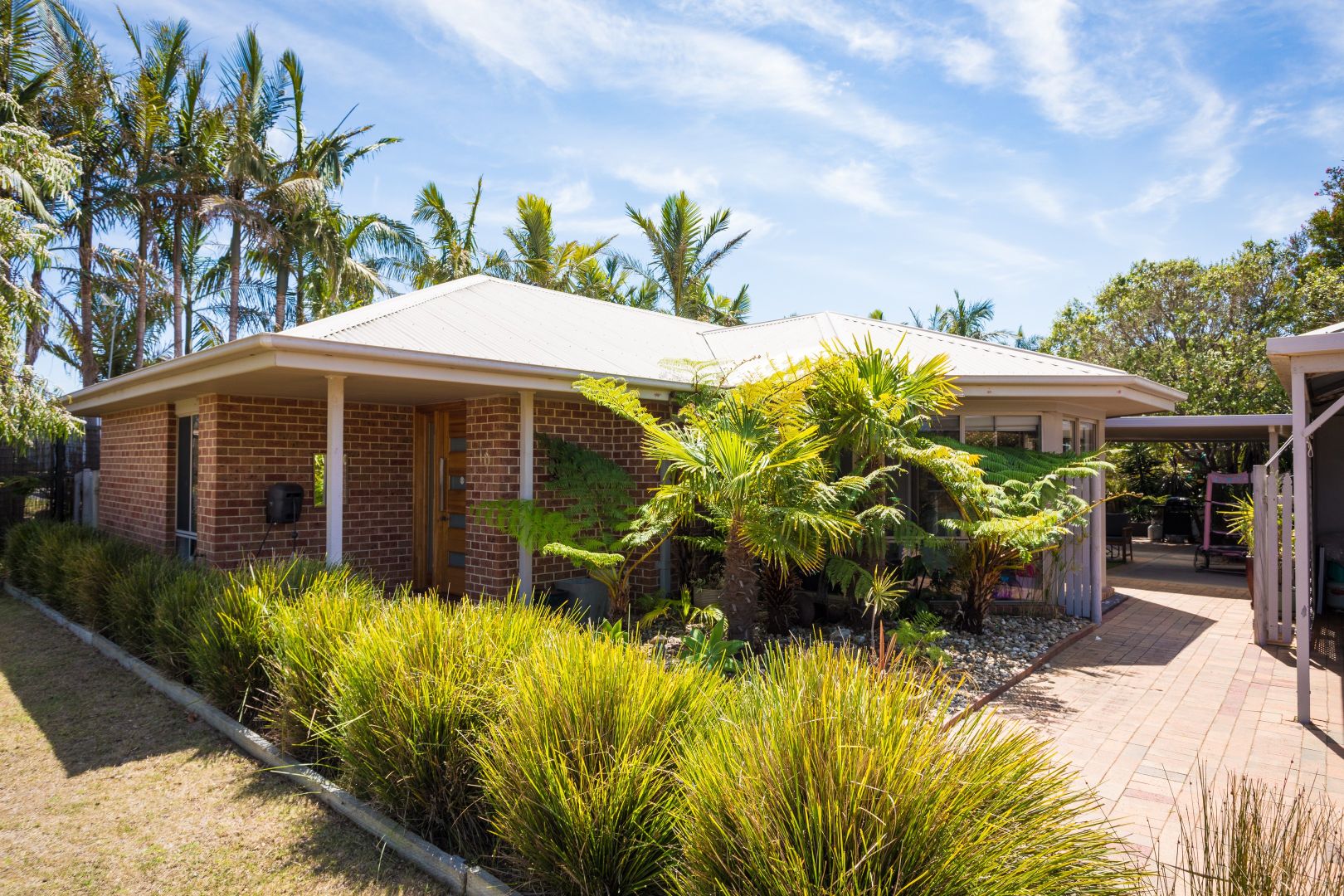 10 James Cook Court, Tura Beach NSW 2548, Image 2