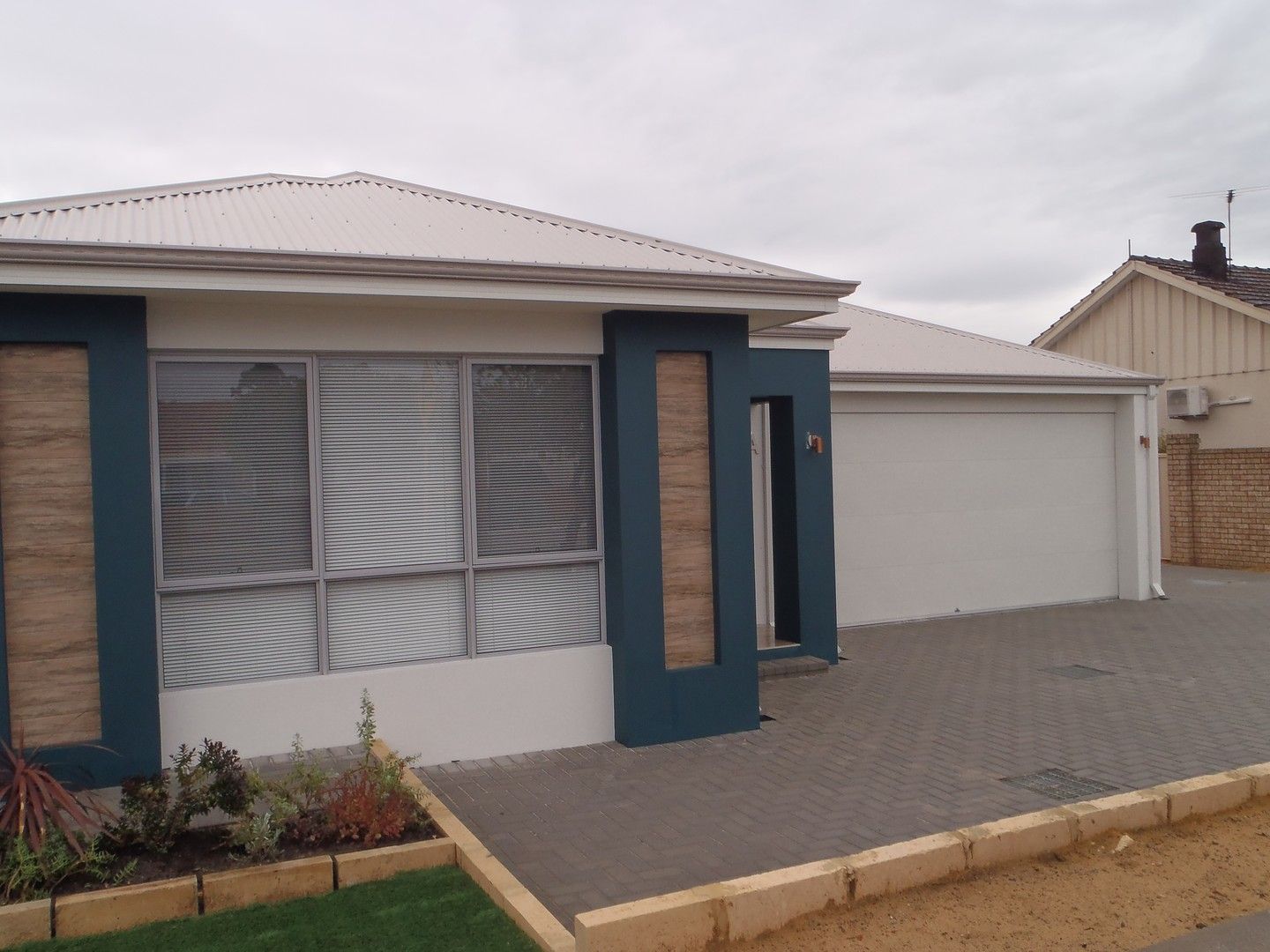 3 bedrooms House in 233A Hardey Road BELMONT WA, 6104