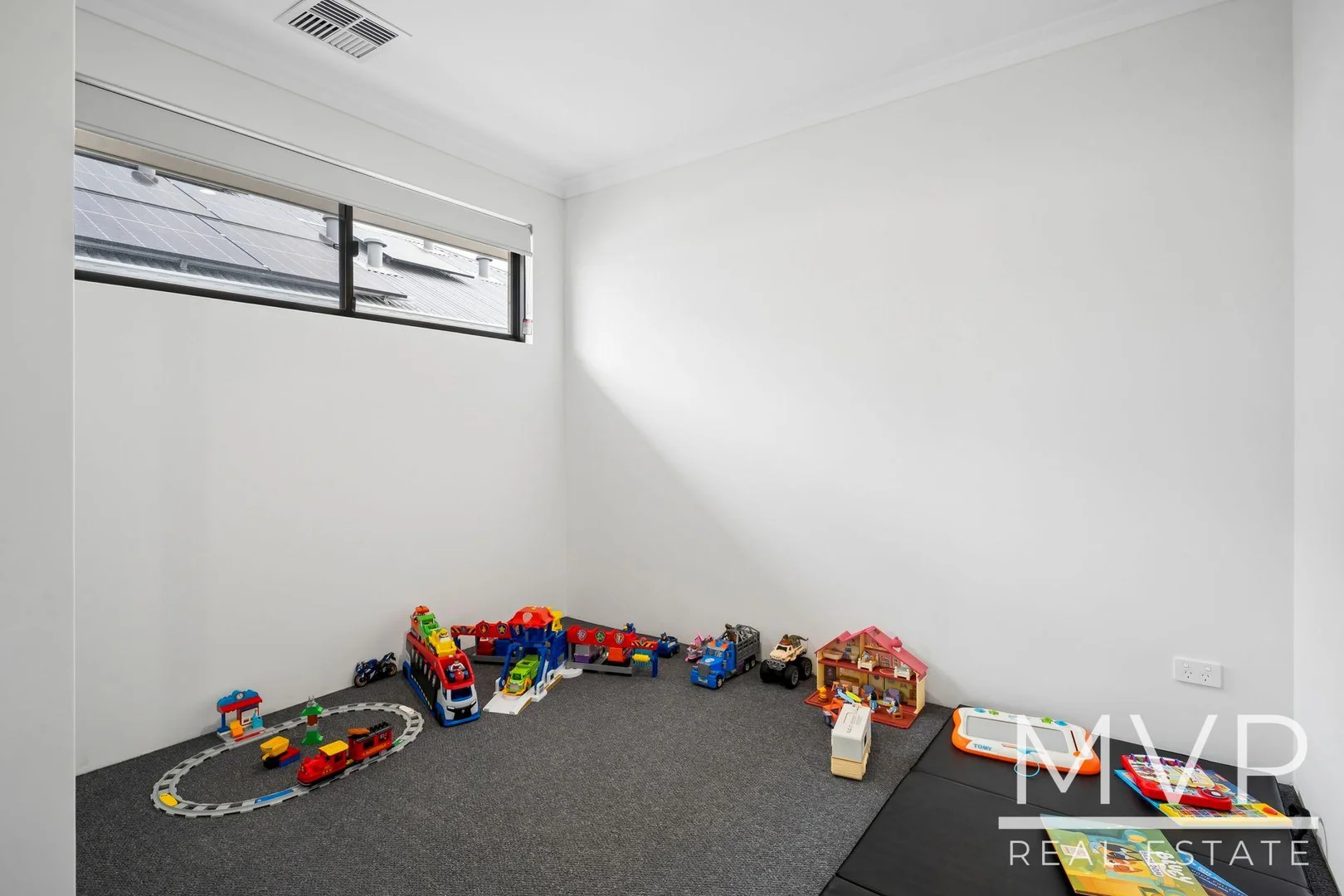 Additional image 15 of 39 Lake Street, Rockingham WA 6168