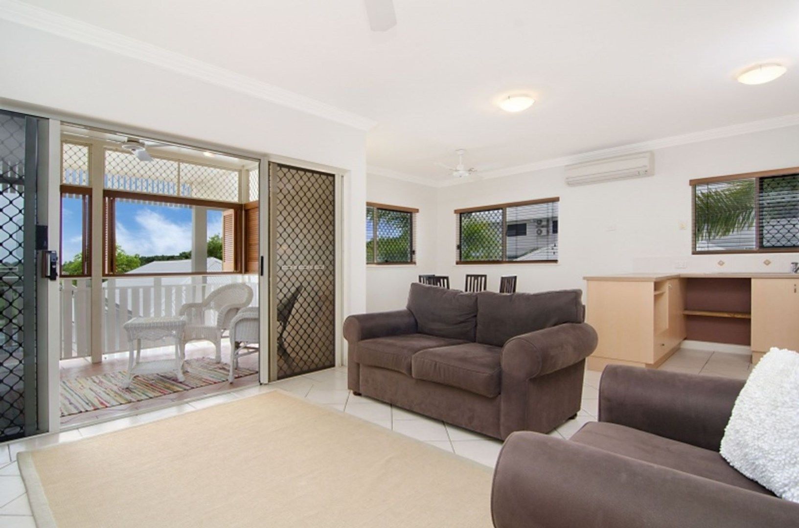 3/5 Lily Street, Cairns North QLD 4870, Image 0