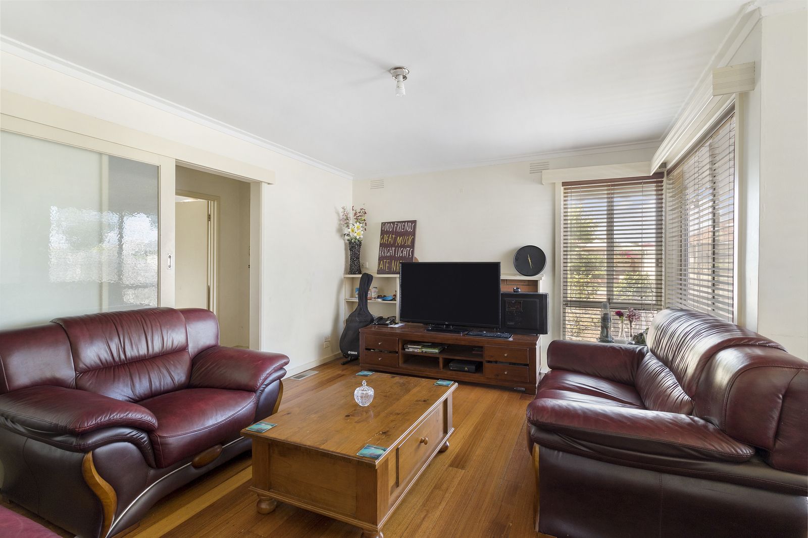 17 Taylor Avenue, Burwood East VIC 3151, Image 1