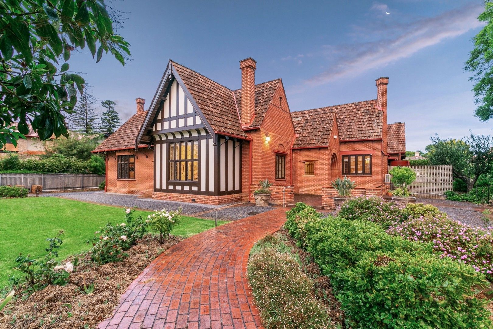 5 bedrooms House in 5 Fitzroy Terrace THORNGATE SA, 5082