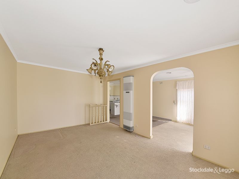 5 Walden Place, Lalor VIC 3075, Image 2