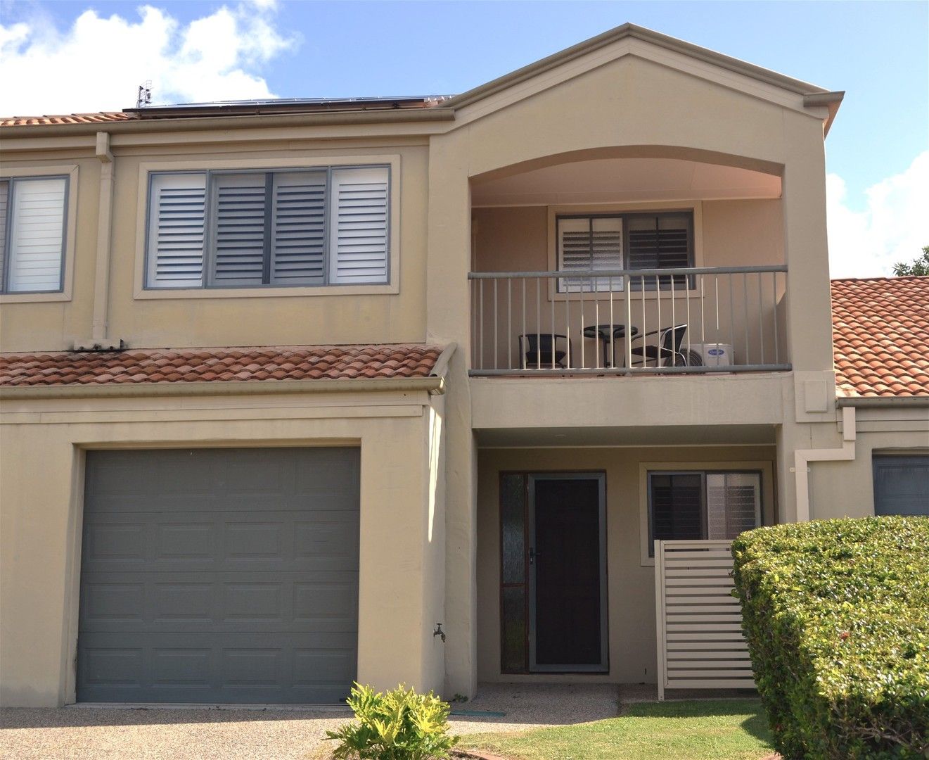 5/1-15 Santa Isobel Blvd, Pacific Pines QLD 4211, Image 0