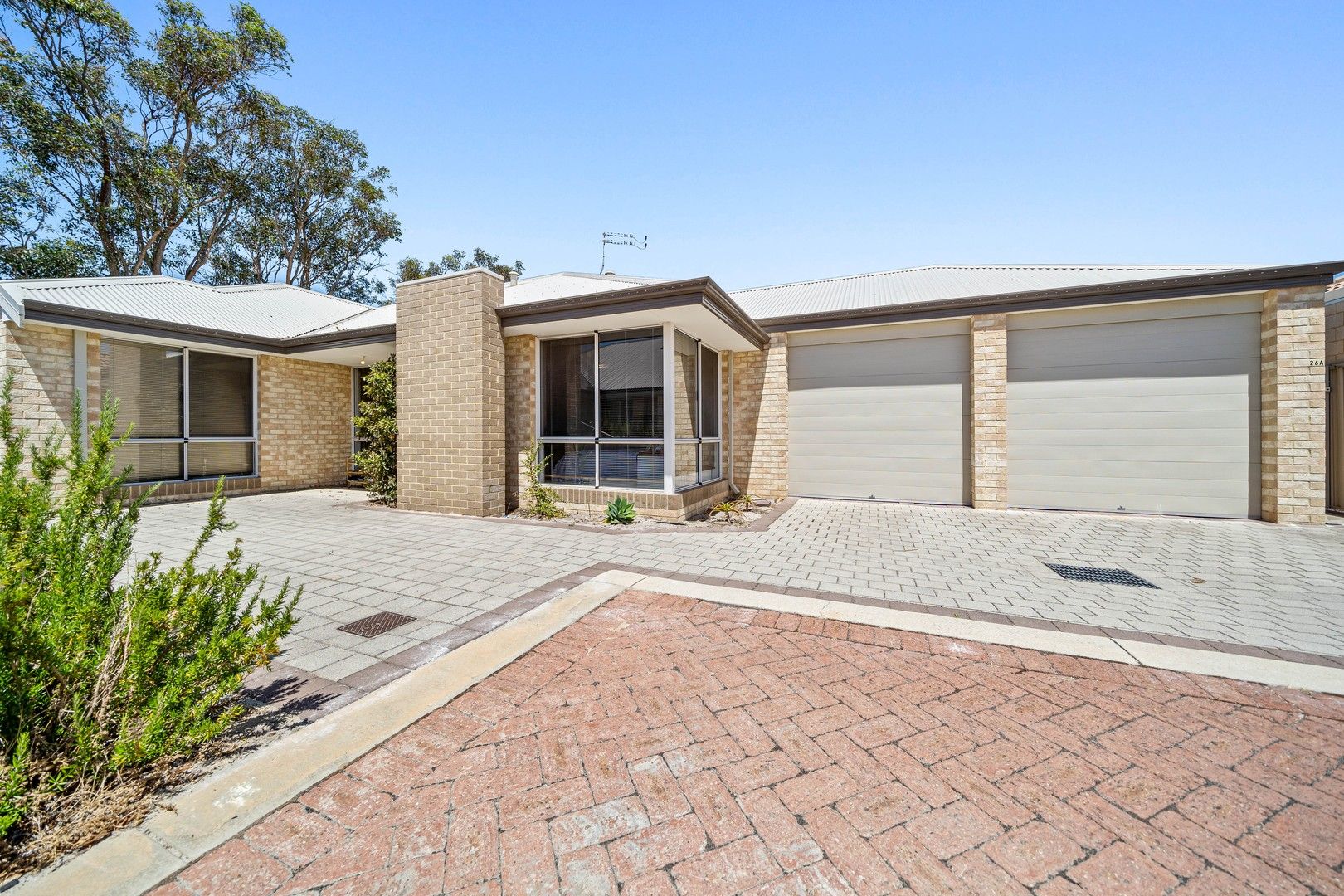 4 bedrooms House in 26 Criollo Pde BALDIVIS WA, 6171