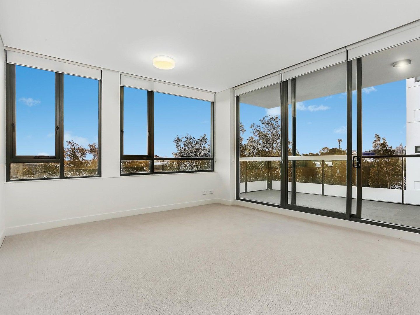 2 bedrooms Apartment / Unit / Flat in B.404/14H Mentmore Avenue ROSEBERY NSW, 2018