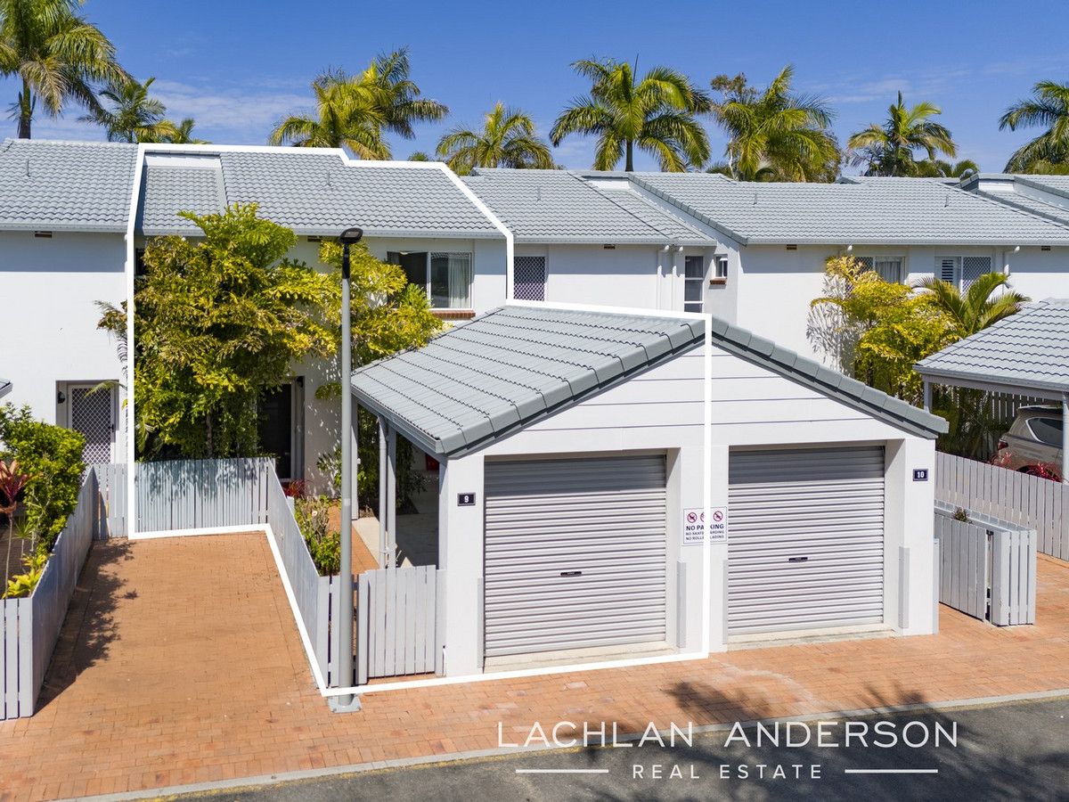 9/2 Landsborough Parade, Golden Beach QLD 4551, Image 1