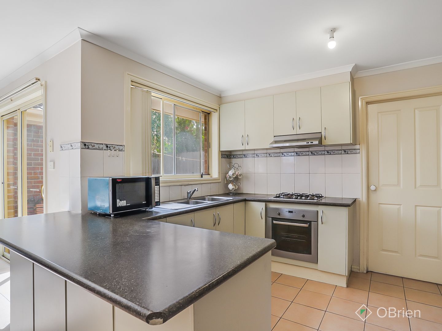 6/107-109 Pecks Road, Sydenham VIC 3037, Image 2