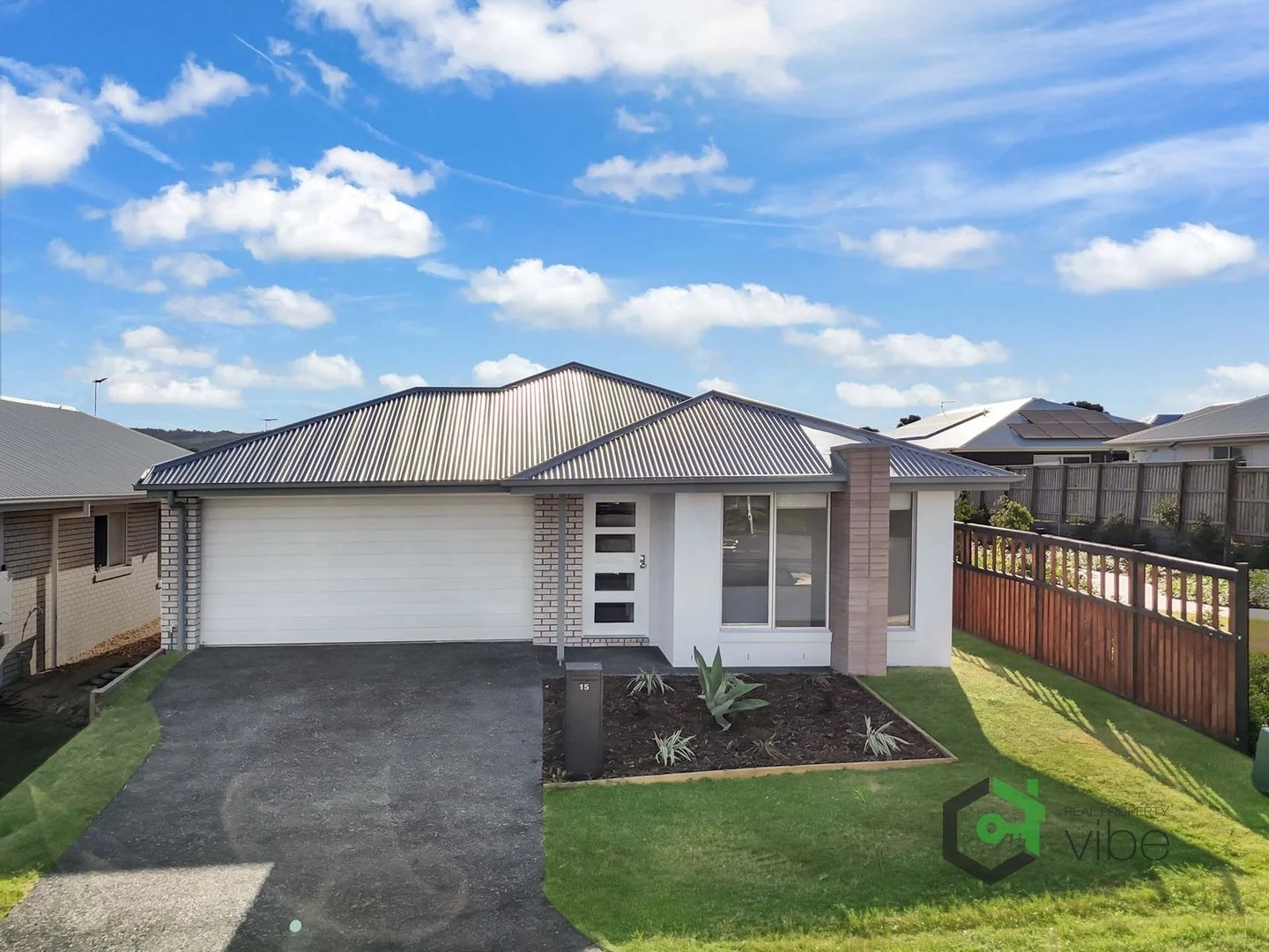 15 Kendall Street, Walloon QLD 4306