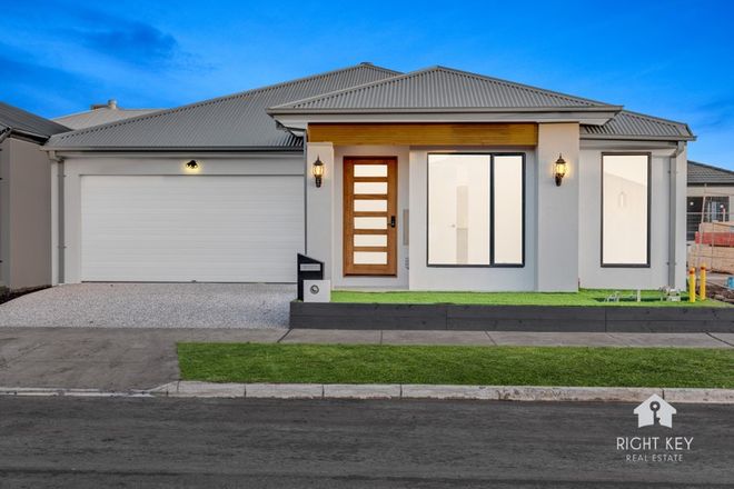 Picture of 18 Bovine Crescent, DONNYBROOK VIC 3064