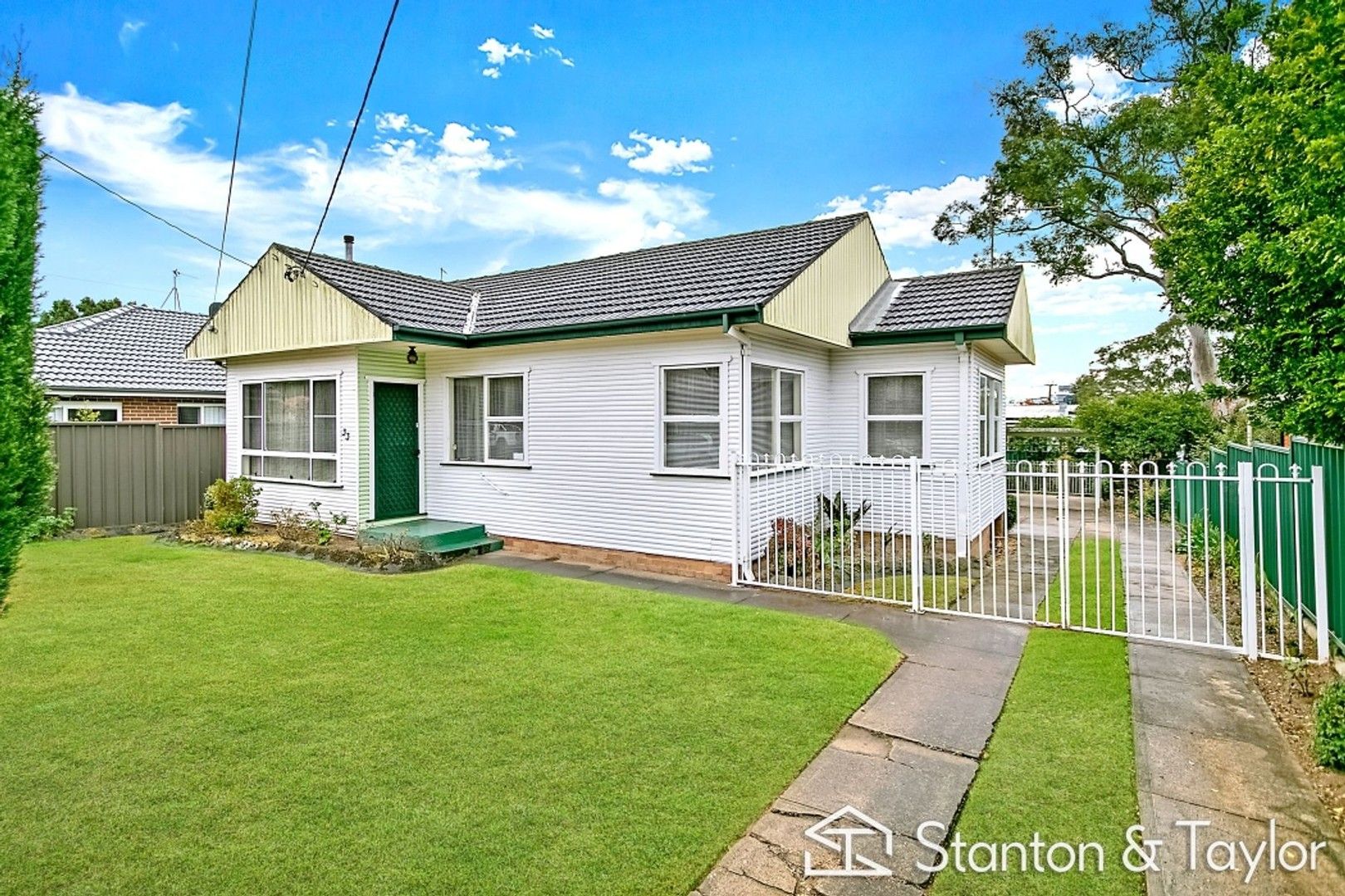 33 Rosedale Avenue, Penrith NSW 2750, Image 0