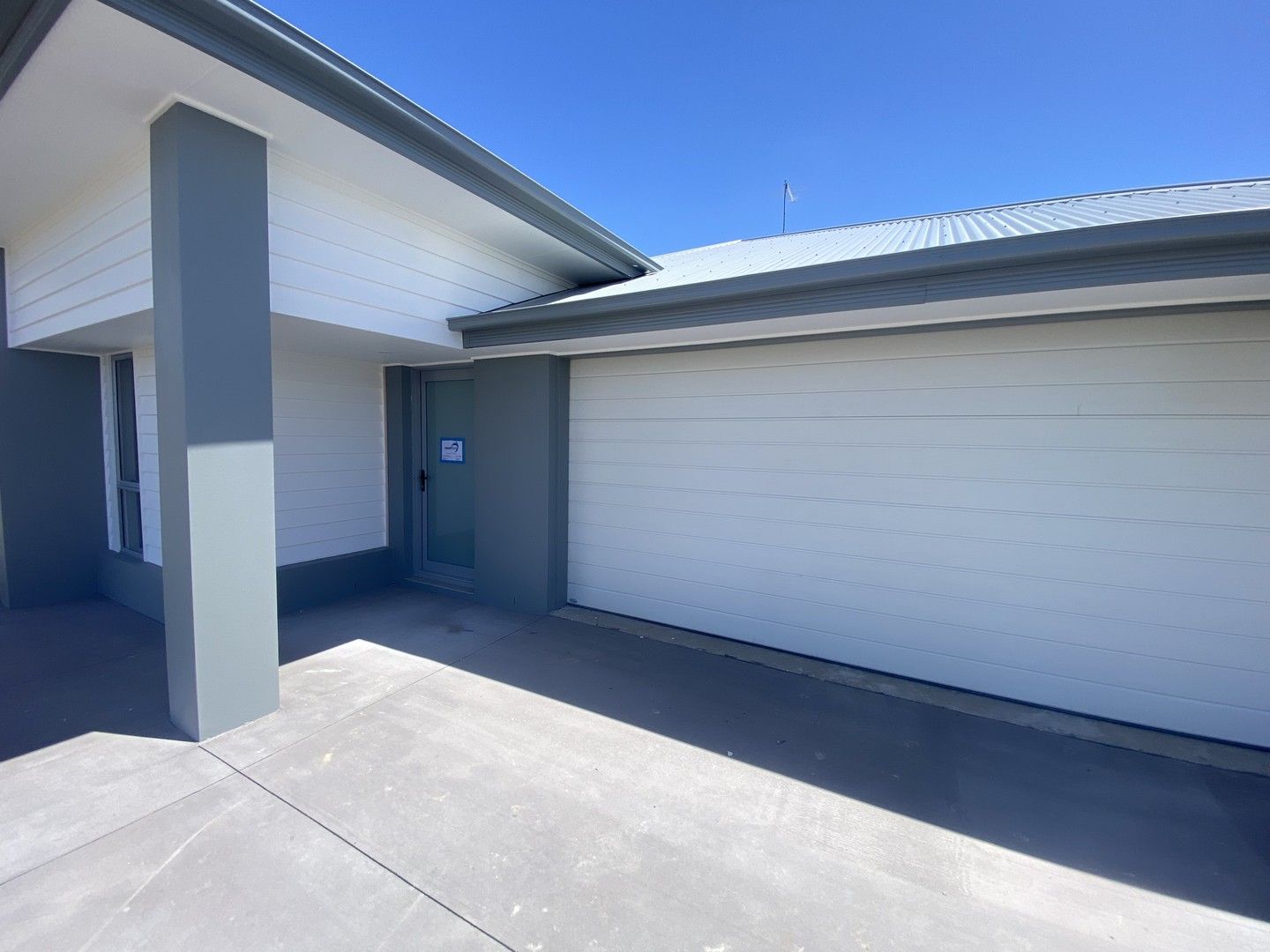 3 bedrooms House in 32 Kohler Drive YAMBA NSW, 2464