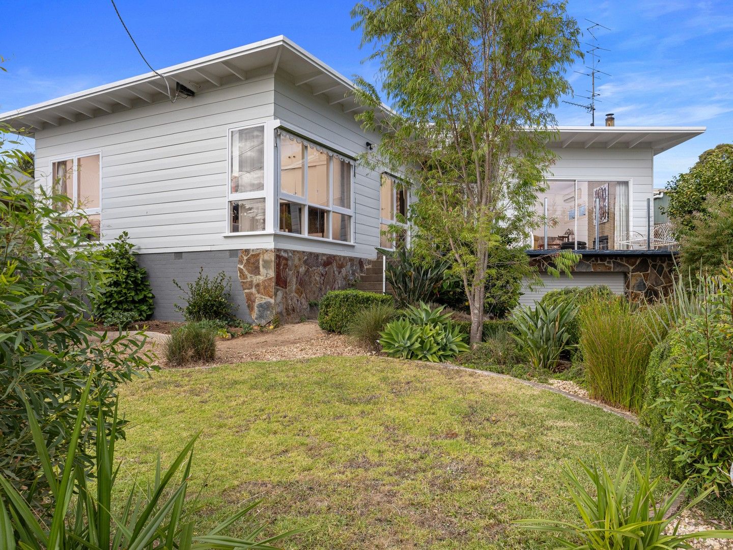 28 Parr Street, Leongatha VIC 3953, Image 0