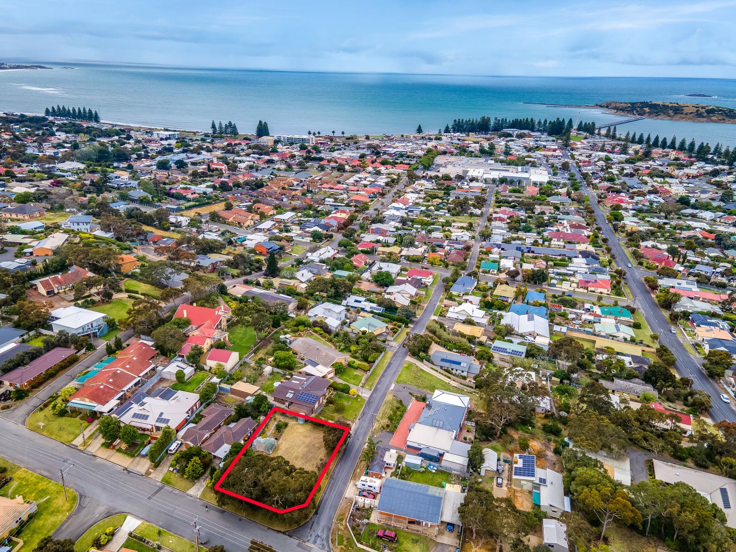 22 Lawson Street, Victor Harbor SA 5211 Domain