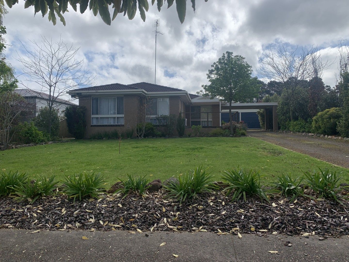 4 bedrooms House in 349 Gray Street HAMILTON VIC, 3300