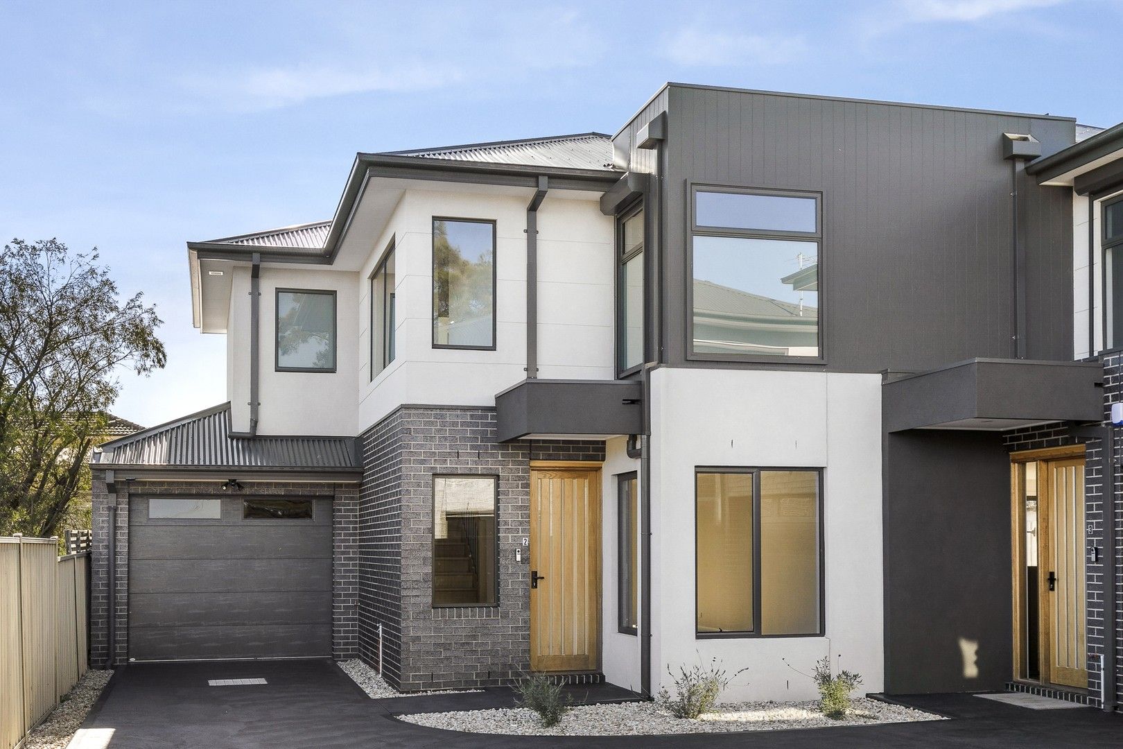 3 bedrooms Townhouse in 2/22 Curie Avenue OAK PARK VIC, 3046