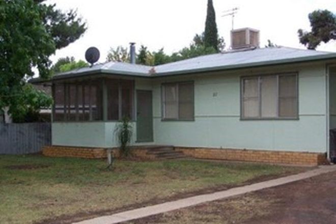 Picture of 27 Kingfisher Avenue, COLEAMBALLY NSW 2707