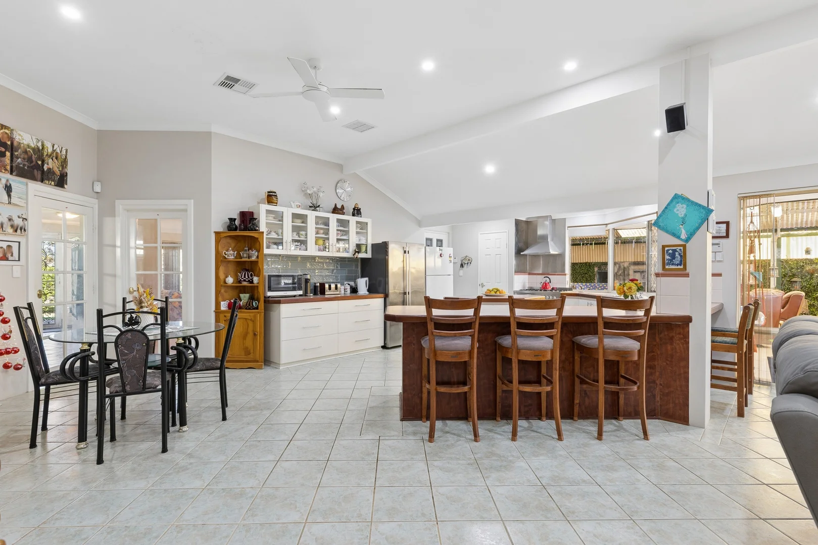 Additional image 11 of 99 Grand Ocean Boulevard, Port Kennedy WA 6172