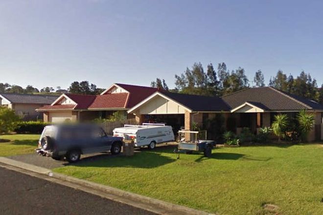 Picture of 3 Meers Drive, BLACK HEAD NSW 2430