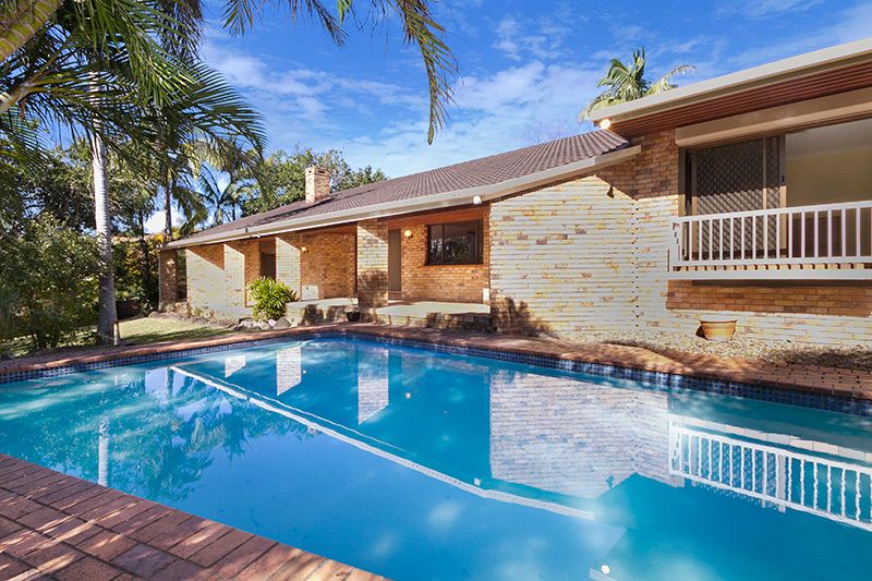 6 Lawson Court, MOUNT OMMANEY QLD 4074, Image 0