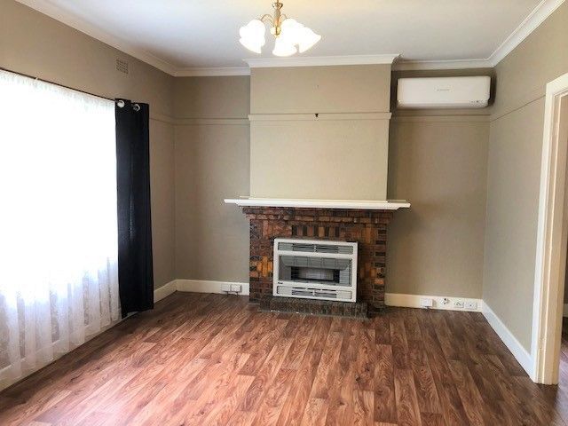 3 bedrooms House in 356 Williamstown Road PORT MELBOURNE VIC, 3207