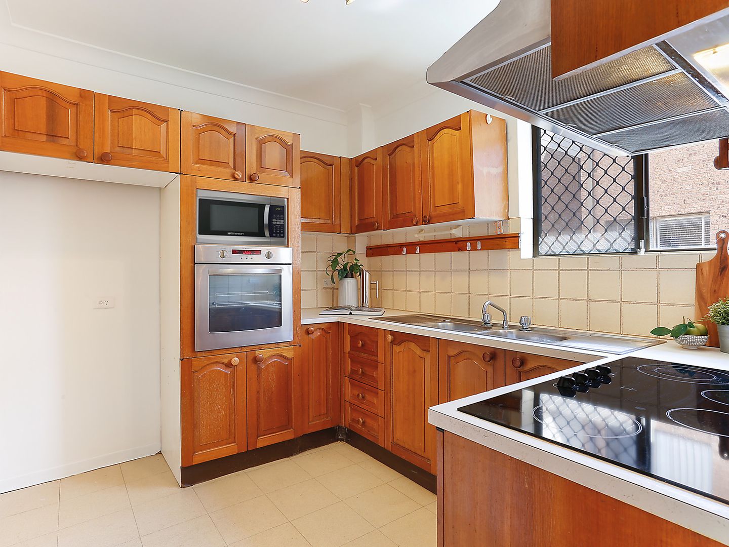 2/38 Hudson Street, Hurstville NSW 2220, Image 2