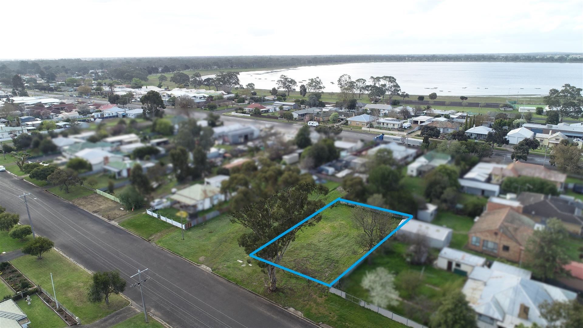 4 Edinburgh Road, Edenhope VIC 3318 Domain