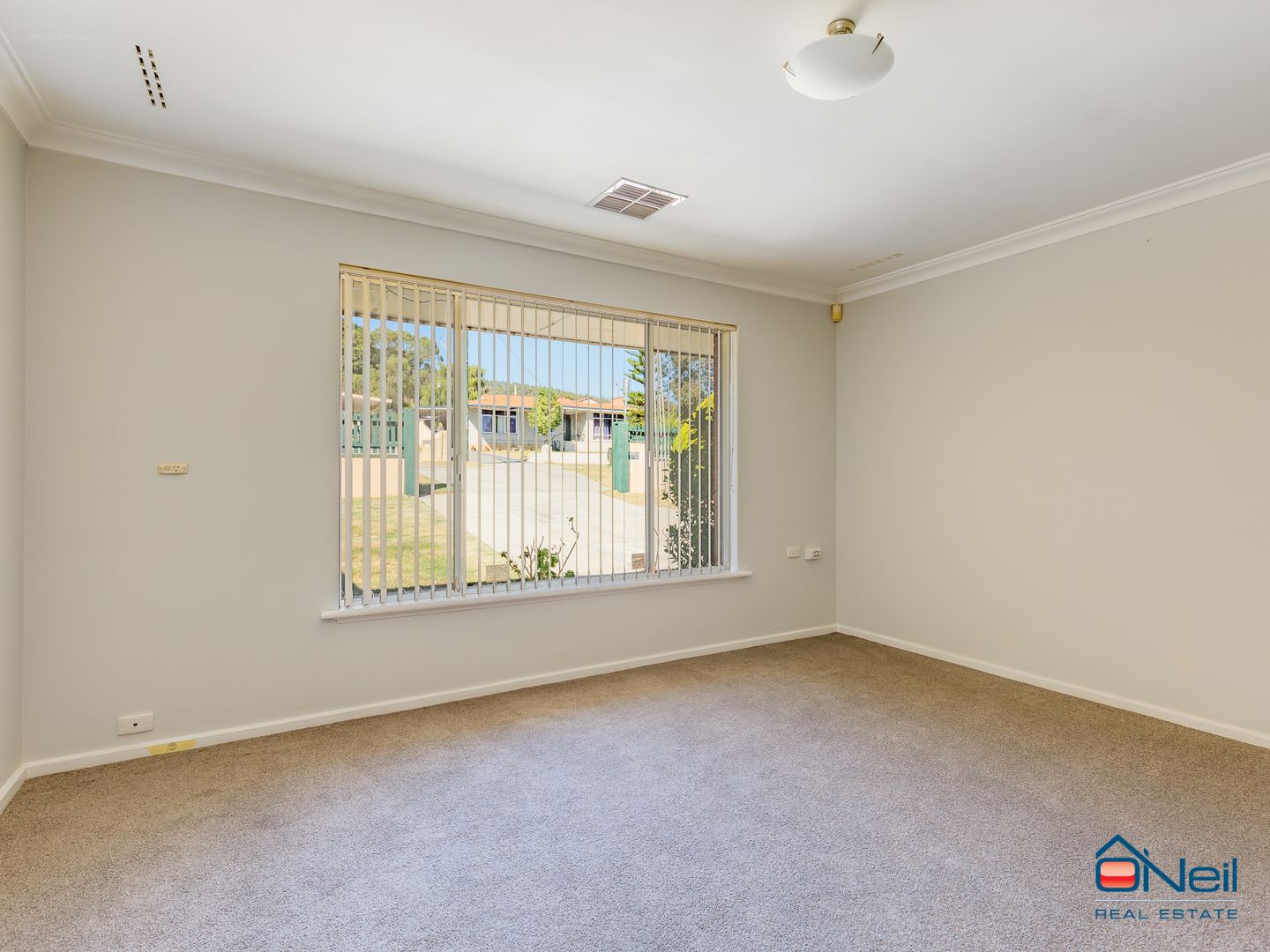 60 Connell Avenue, Kelmscott WA 6111, Image 2