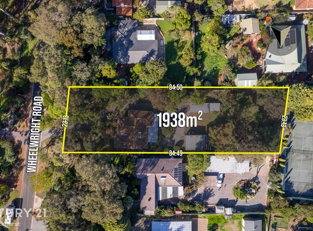 10 Wheelwright Road, Lesmurdie WA 6076