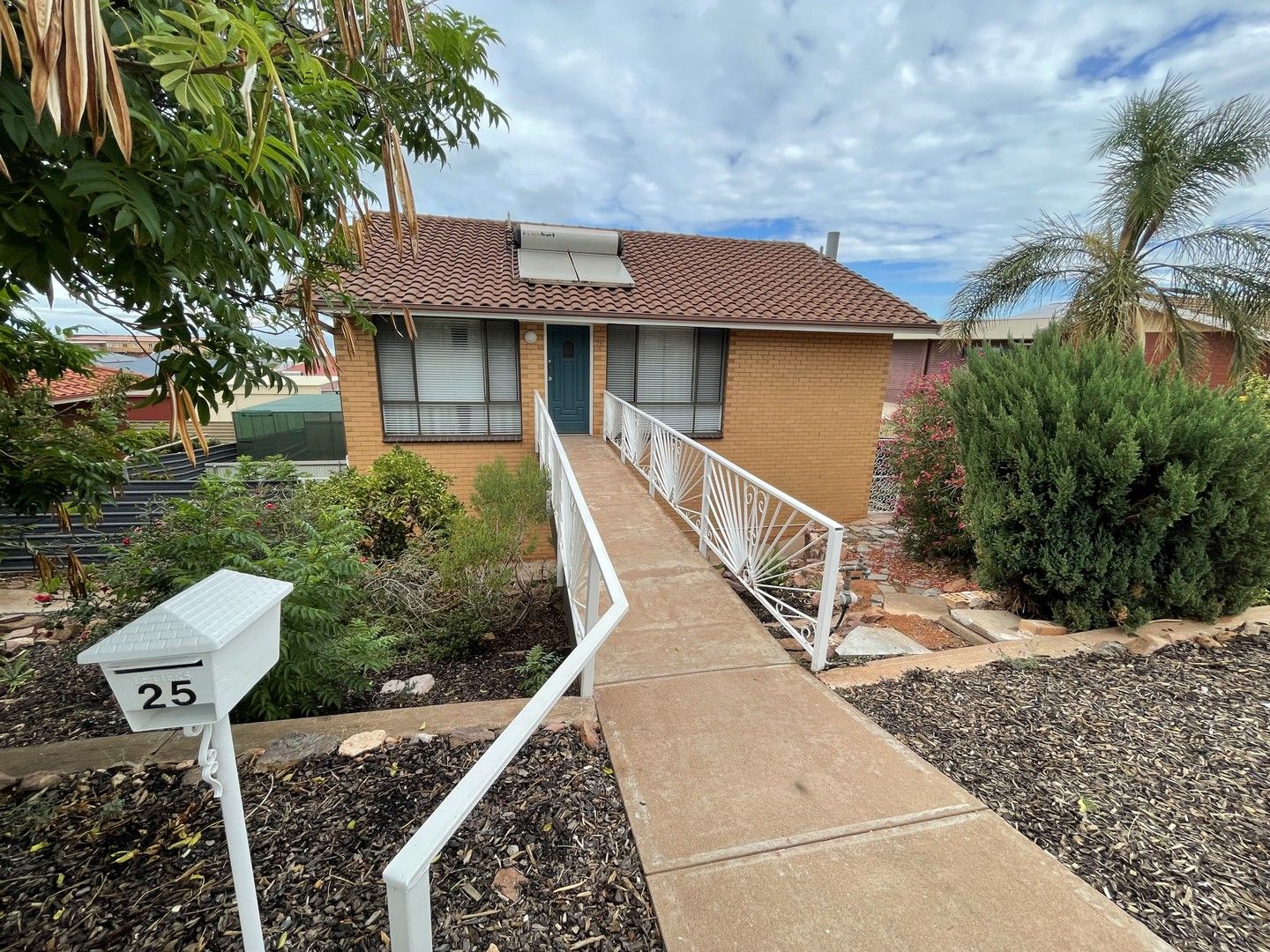 3 bedrooms House in 25 Walker Crescent WHYALLA SA, 5600