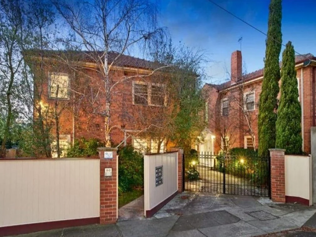 Primary image of 2/7-9 Ormsby Gr, Toorak VIC 3142
