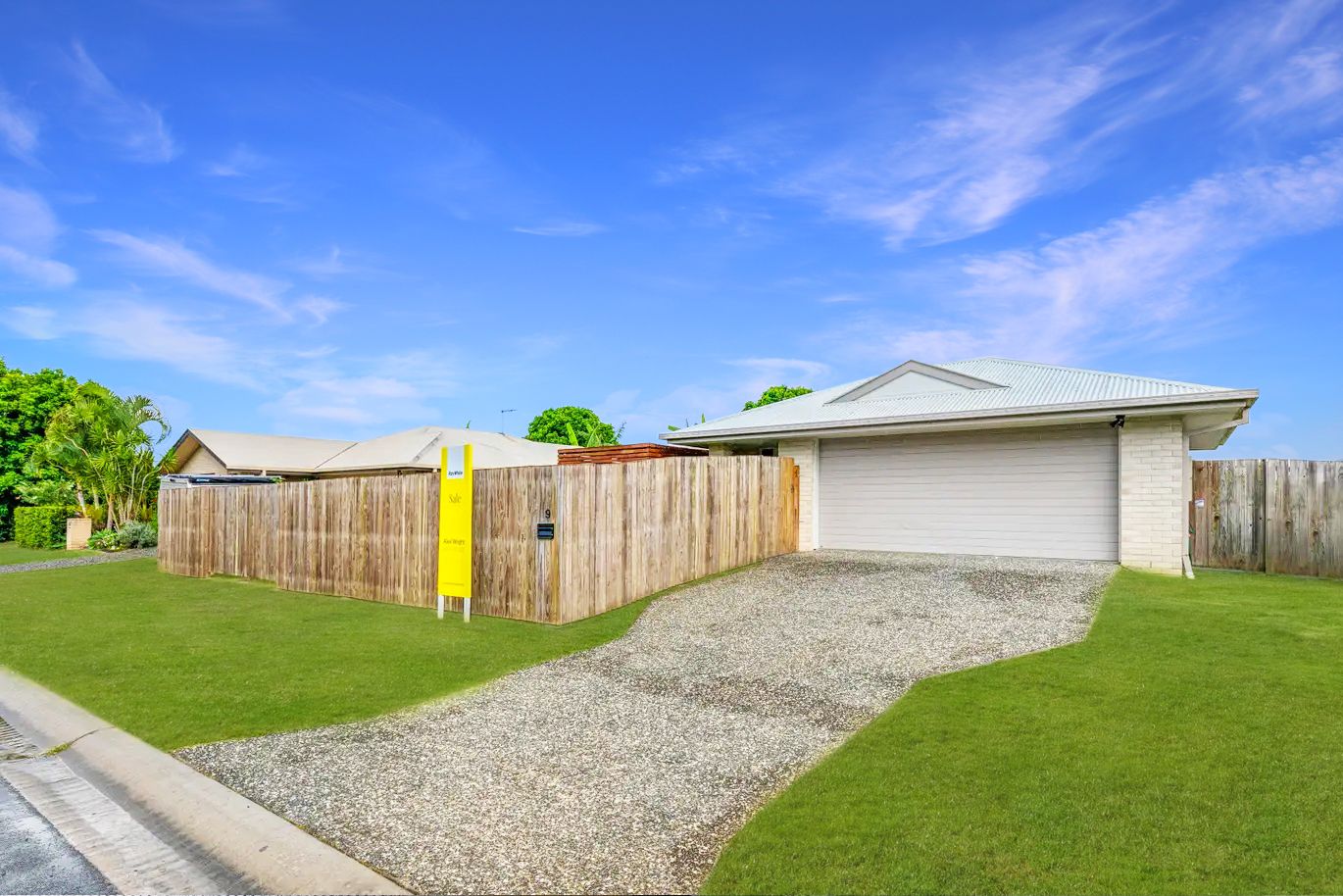 4 bedrooms House in 9 Reichman Street CABOOLTURE QLD, 4510