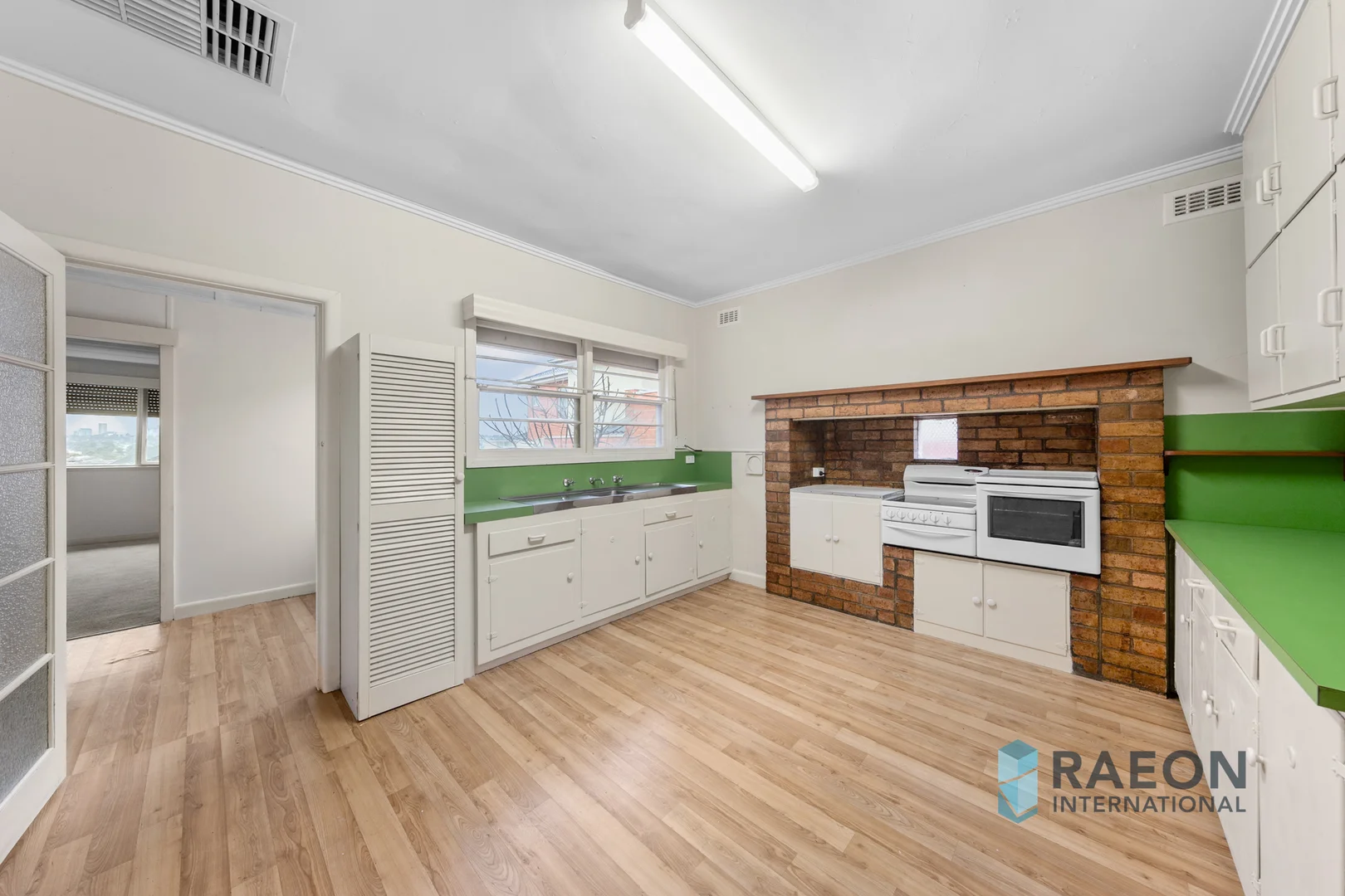 Additional image 4 of 112 Thompsons Rd, Bulleen VIC 3105