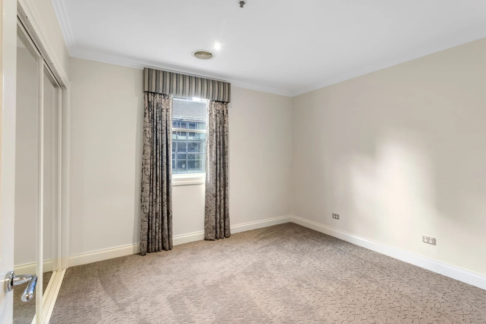 Additional image 7 of 1103/471 Little Bourke Street, Melbourne VIC 3000