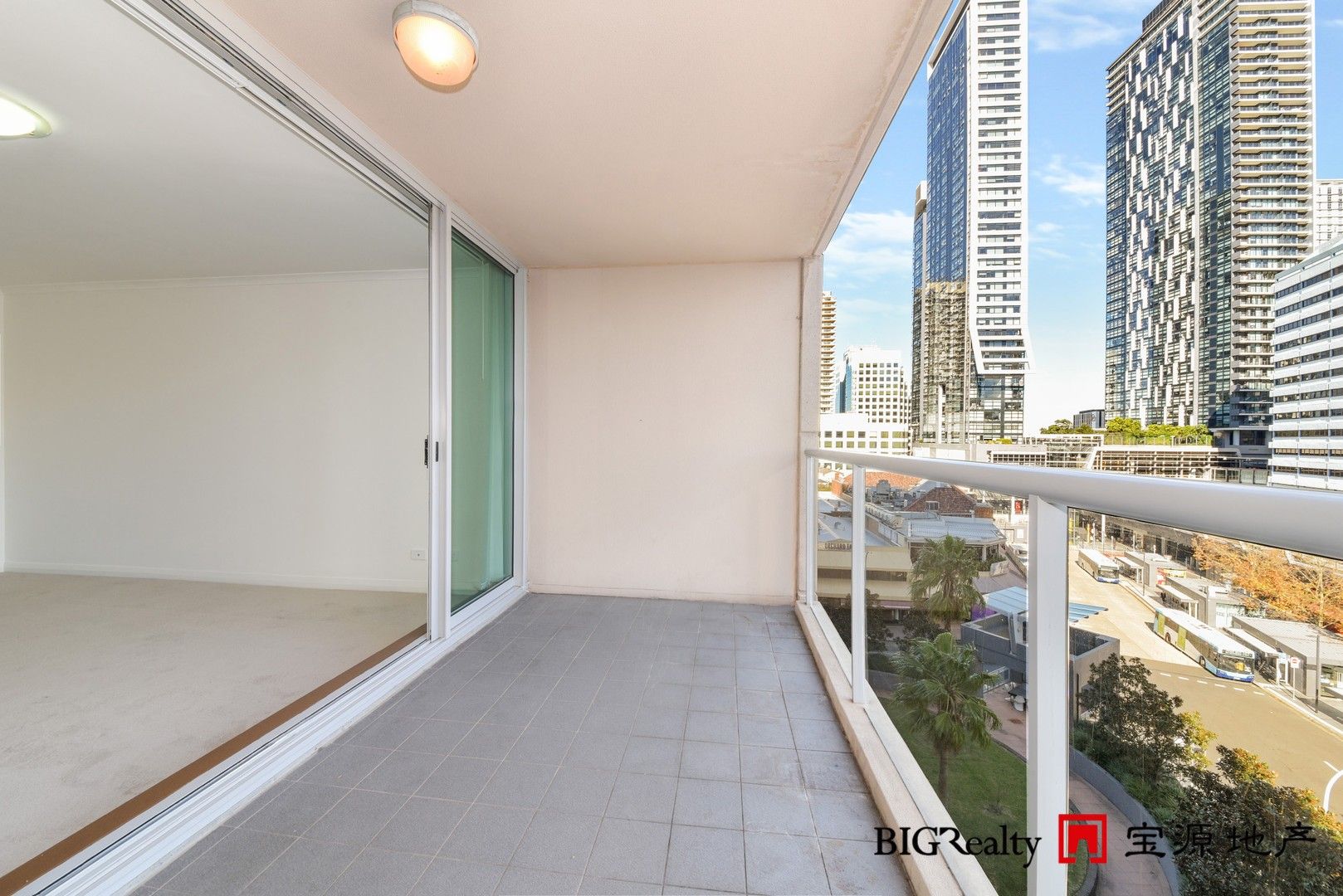 815/2A Help Street, Chatswood NSW 2067, Image 2