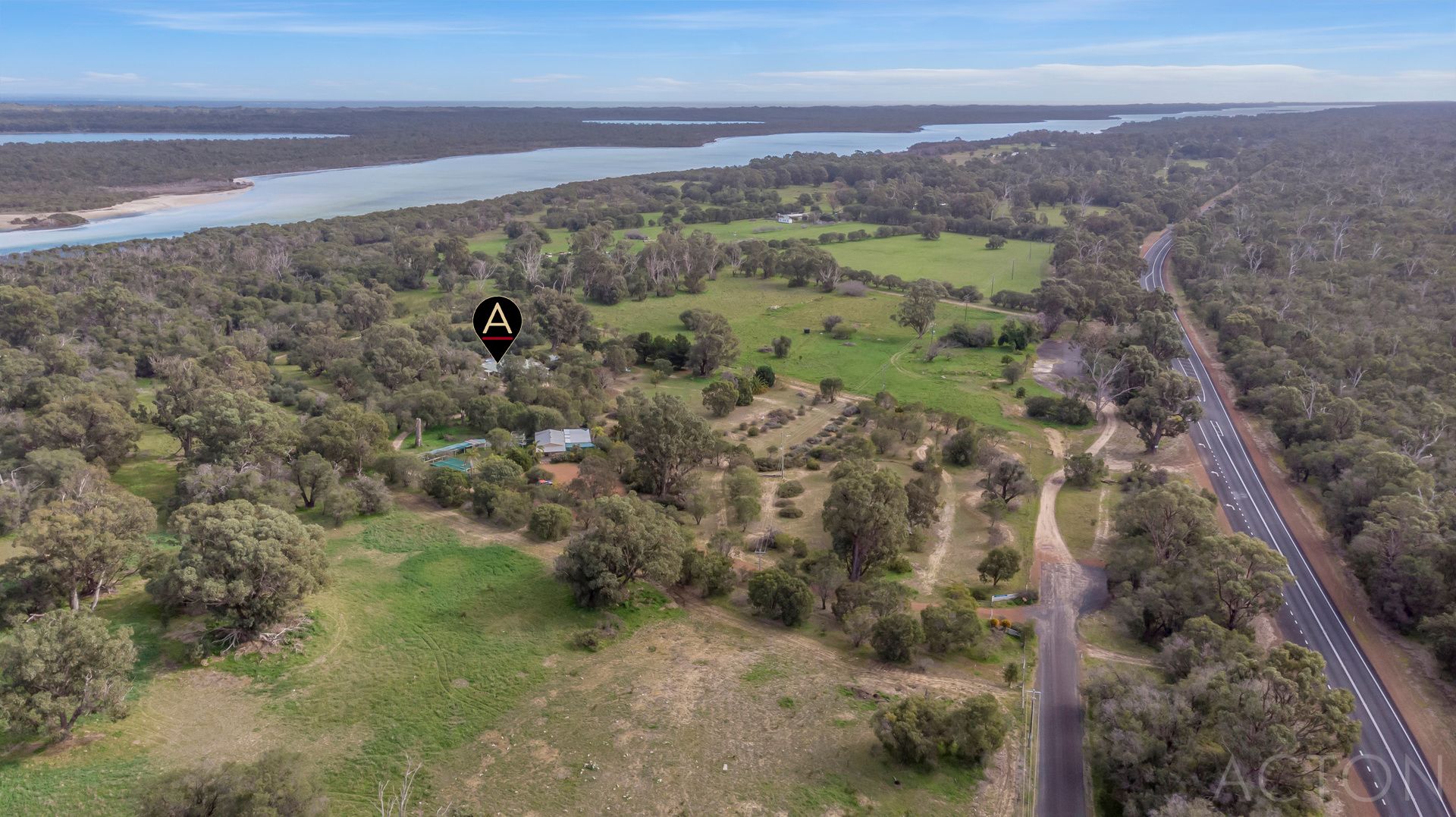 14 Holmes Road, Lake Clifton WA 6215, Image 1