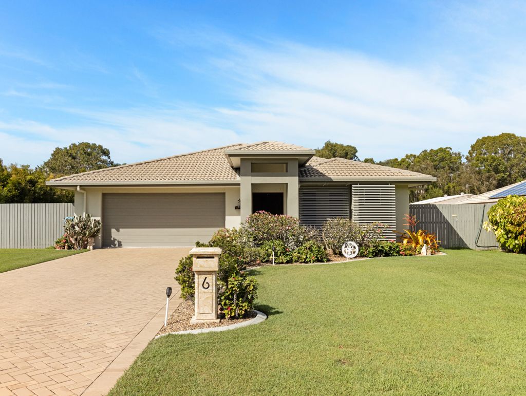 6 San Bromista Court, Urangan QLD 4655, Image 0