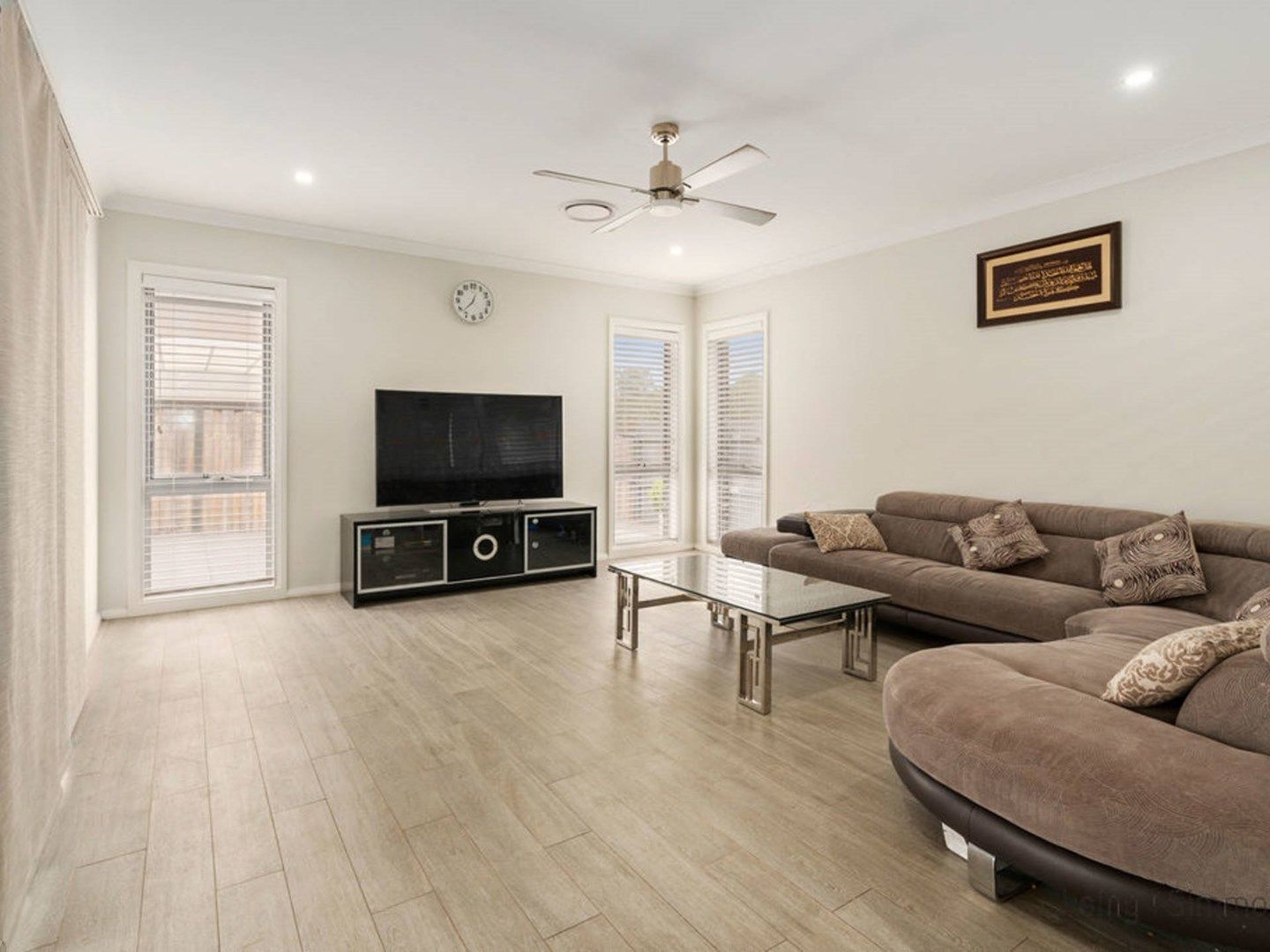 32 Clarence Drive, Elizabeth Hills NSW 2171, Image 1