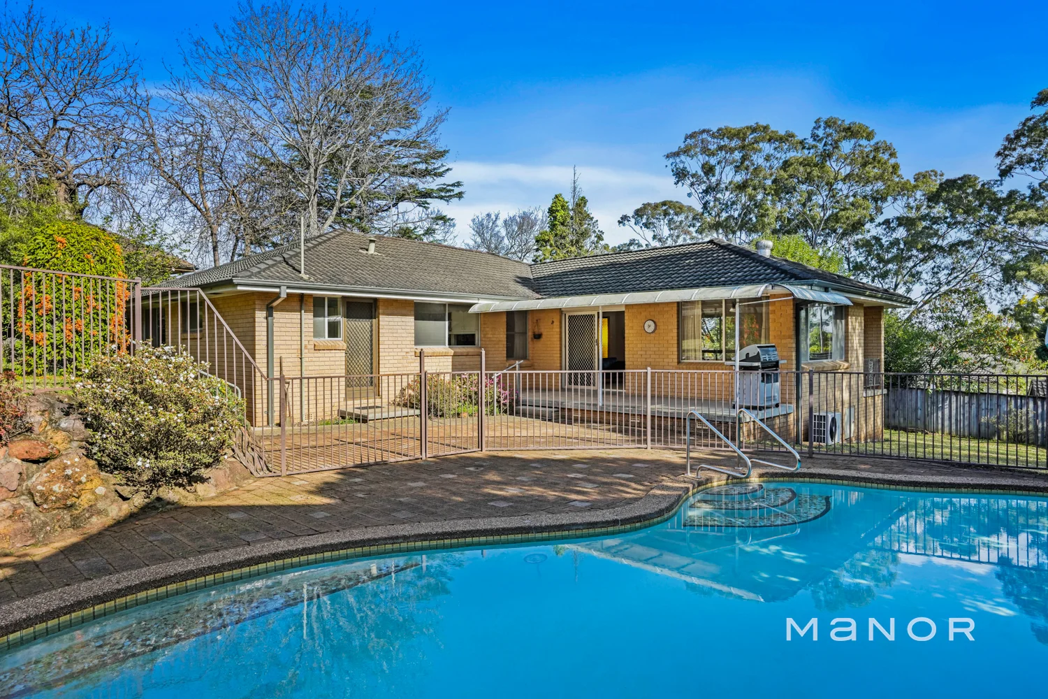 21 Daphne Avenue, Castle Hill NSW 2154