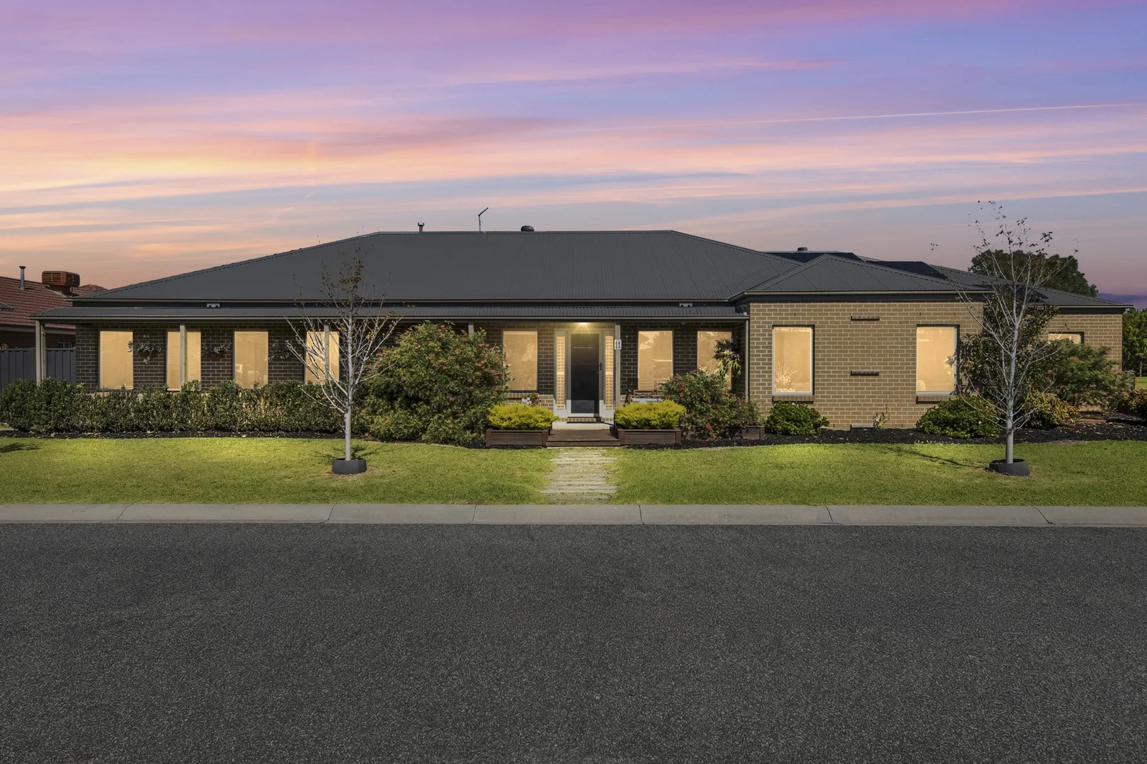 11 Sidney Nolan Place, Pakenham VIC 3810