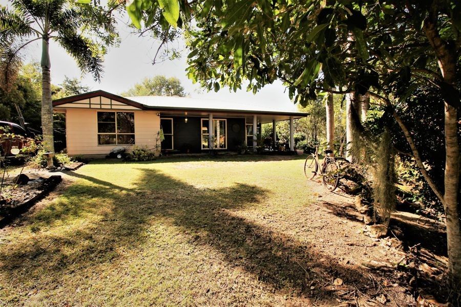 976 Devereux Creek Road, Devereux Creek QLD 4753, Image 2