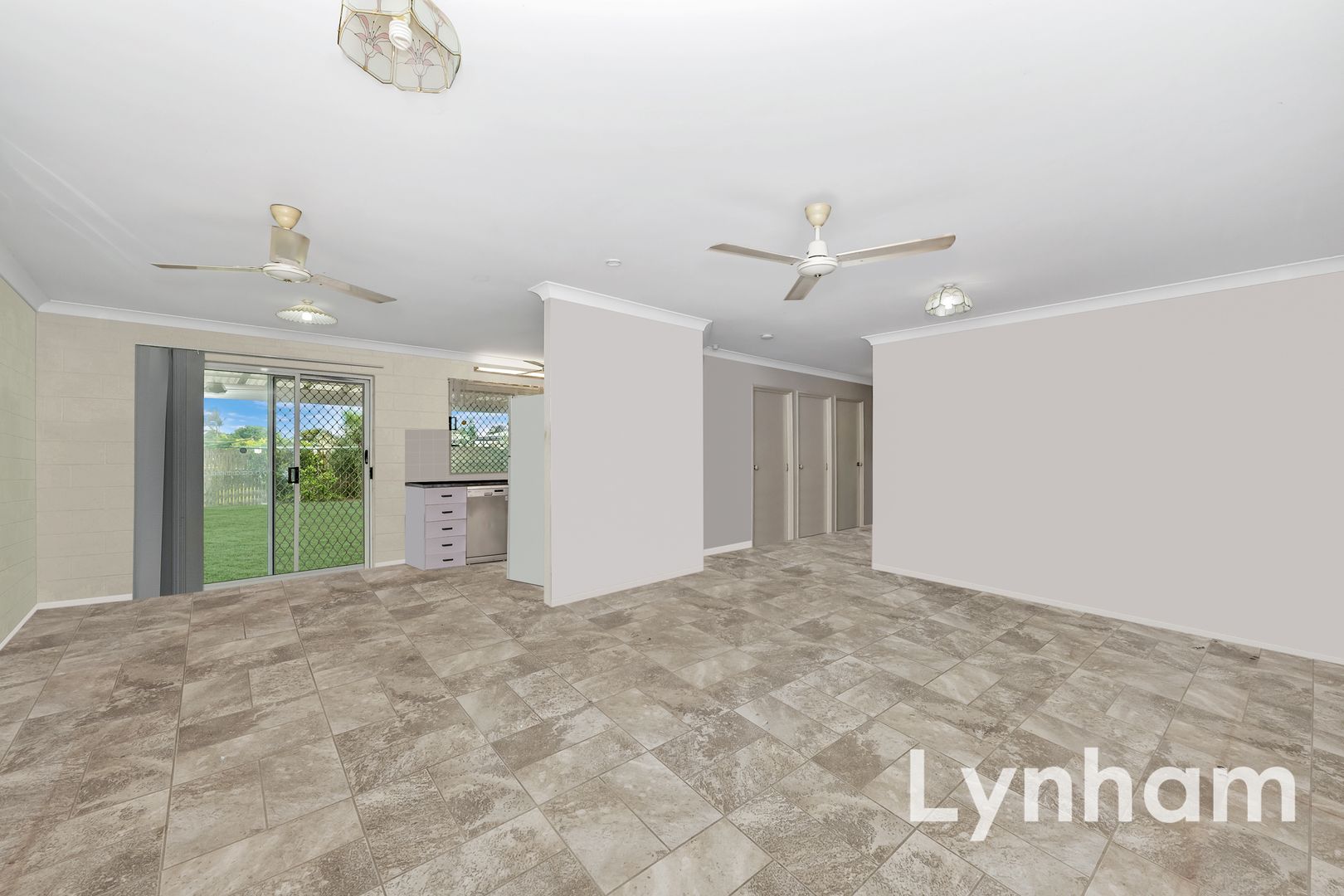 15 Lyndhurst Street, Mount Louisa QLD 4814, Image 2