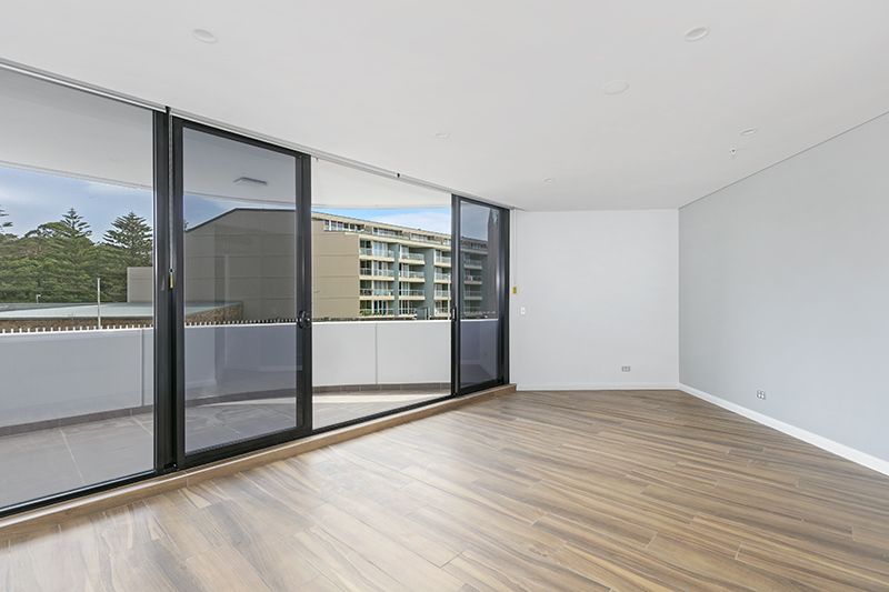 229/17 Howard Avenue, Dee Why NSW 2099, Image 2