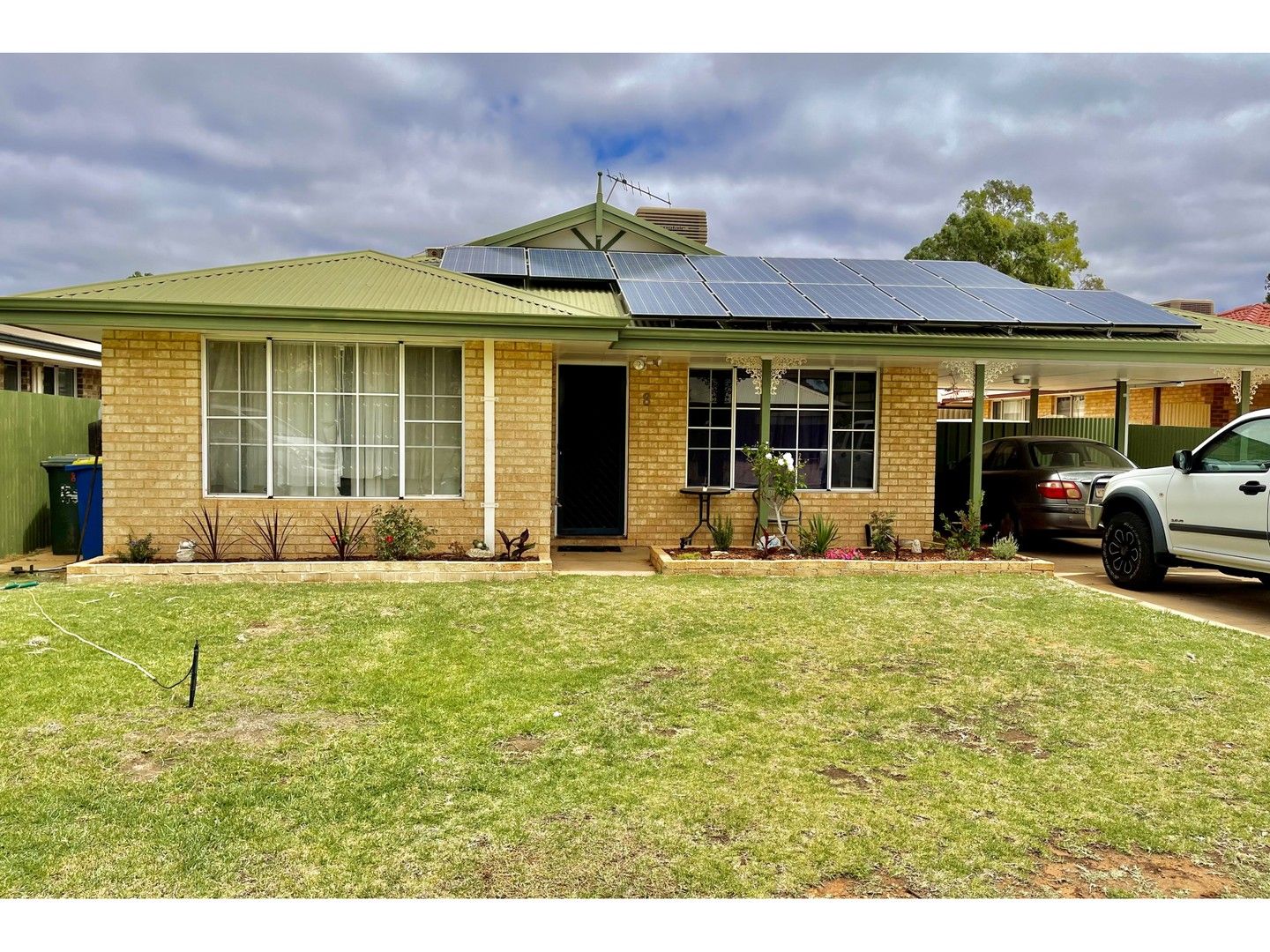 3 bedrooms House in 8 Truscott Court SOUTH KALGOORLIE WA, 6430