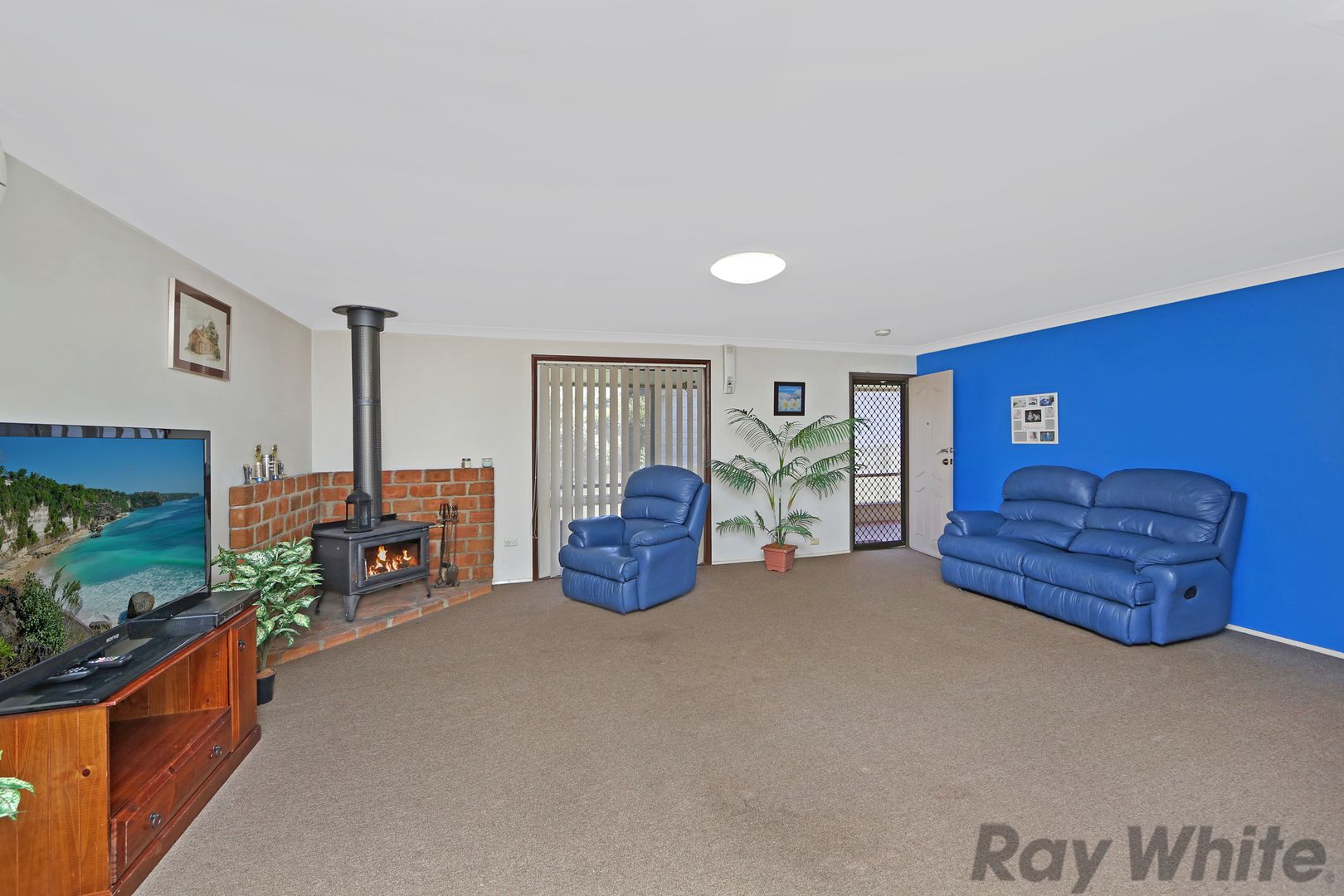 51 Leumeah Avenue, Chain Valley Bay NSW 2259, Image 2