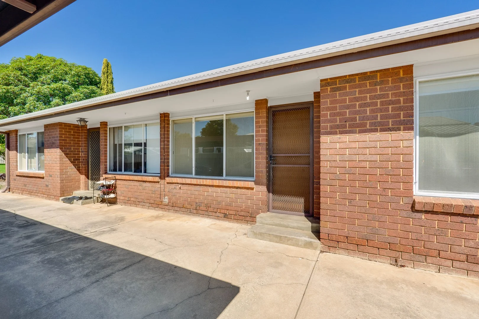 2/209 Plummer Street, South Albury NSW 2640